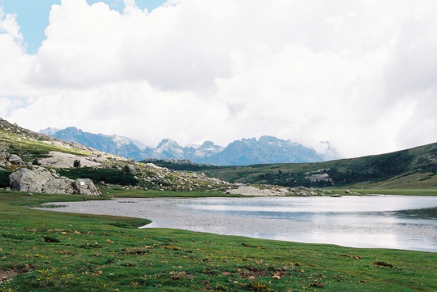lac_de_nino_lake