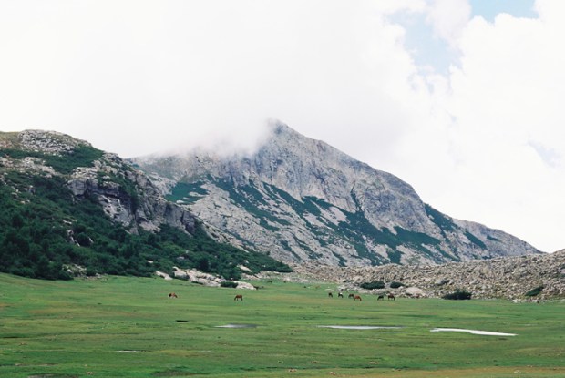 lac_de_nino_mountain