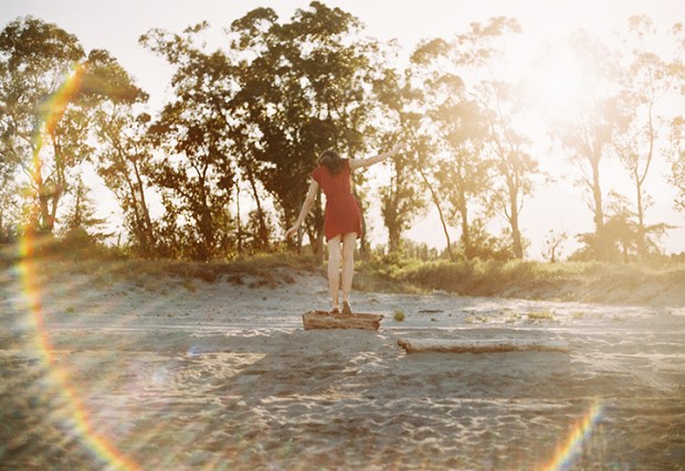 svieti-slnko-na-plazi